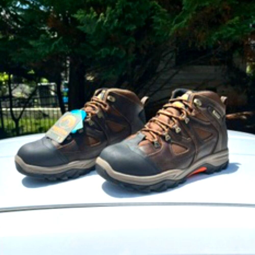 Size: 13 Steel Toe Waterproof Hiking Boots . Brahma . New in the Box